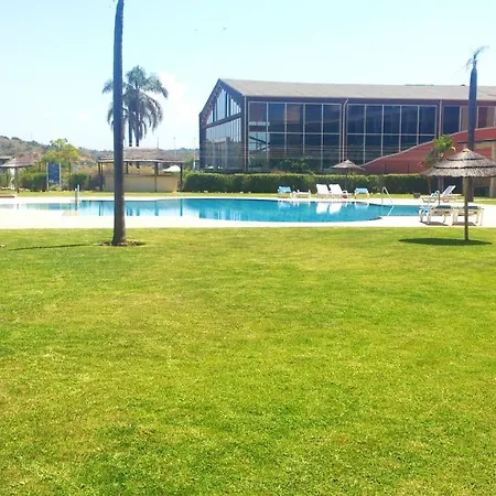 Daire Apartment With One Bedroom In Estombar With Wonderful City View Shared Pool Enclosed Garden 4 Km From The Beach Estômbar